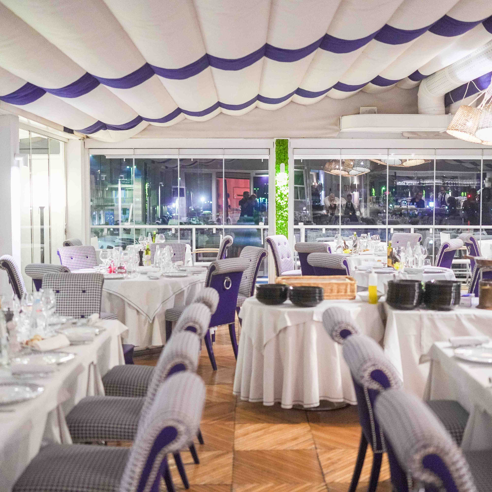 festa di carnevale ristorante il porto Viareggio sala