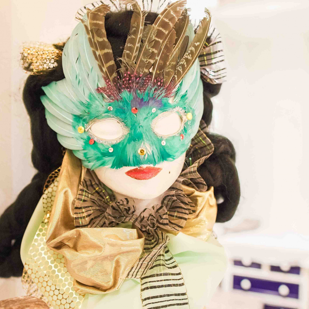 festa di carnevale ristorante il porto Viareggio maschera verde